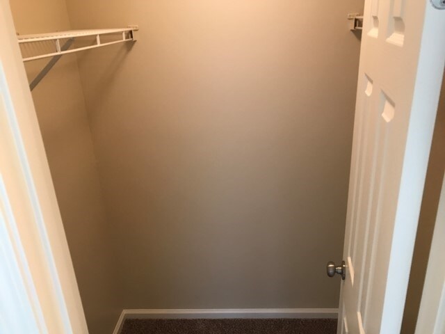 Building Photo - 223 Longleaf Cir