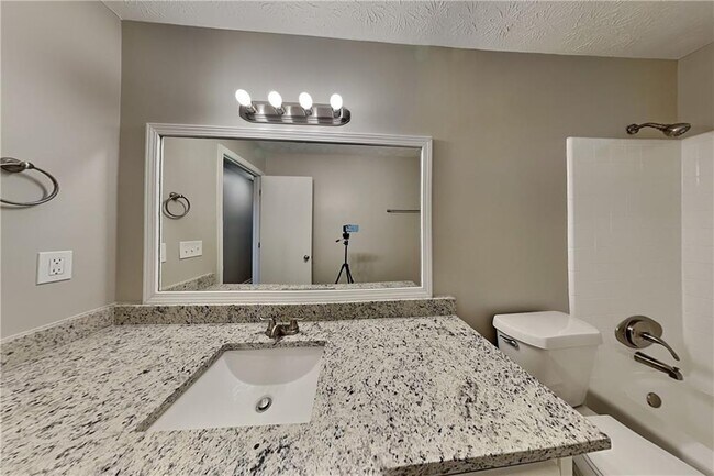 Building Photo - 5220 Highland Trail