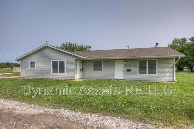 Building Photo - 2008 John F Kennedy St