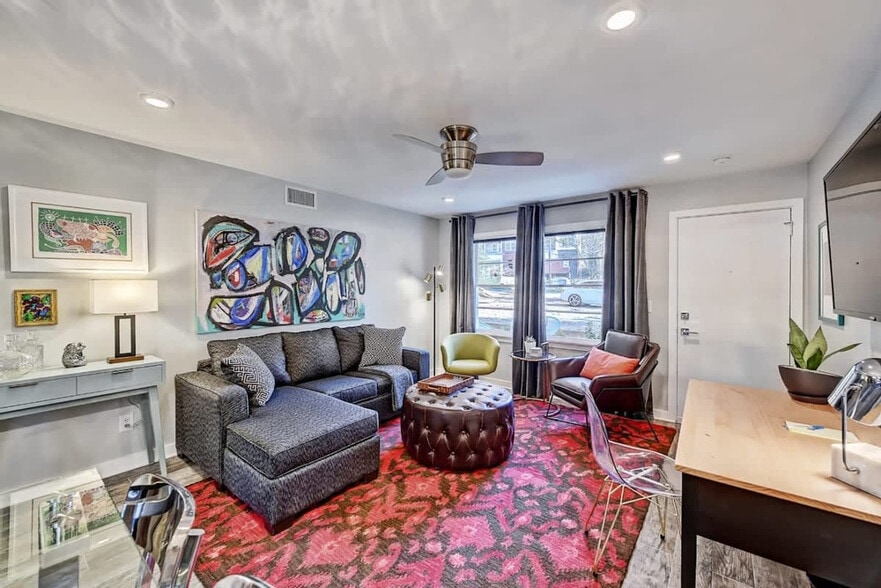 Building Photo - 510 Queens Rd