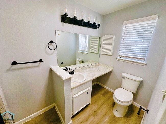Building Photo - Welcome to Your Dream Home in Thunderbird ...