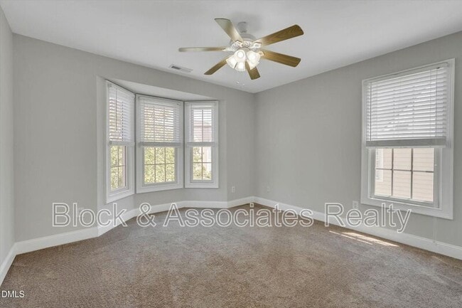 Building Photo - 109 Old Savannah Dr
