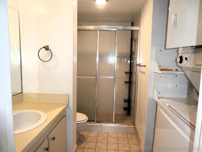 Building Photo - 7149 Golf Colony Ct