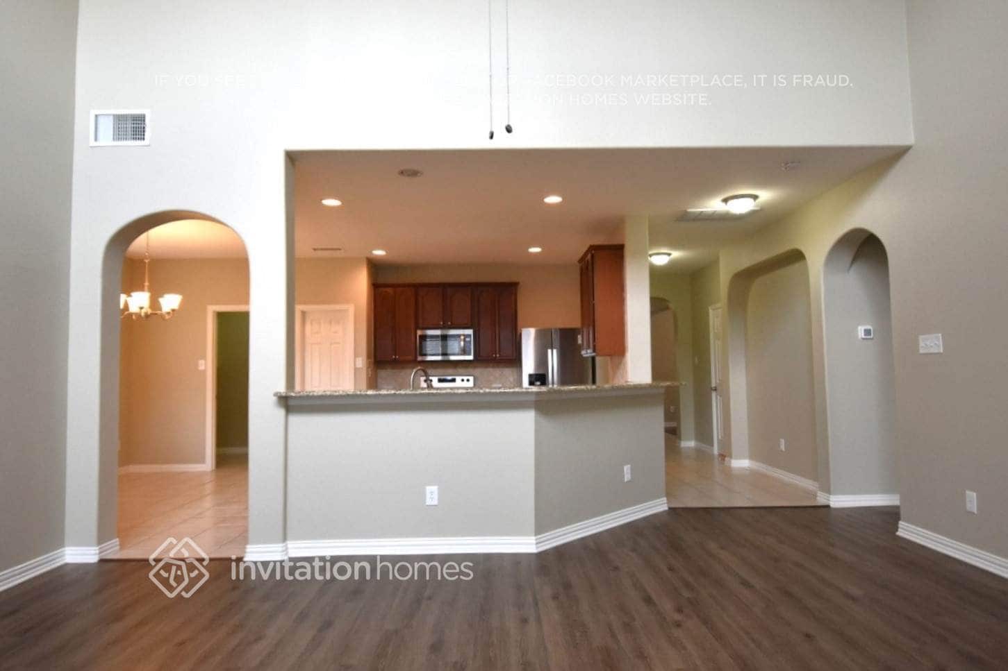 Building Photo - 636 Shire Way