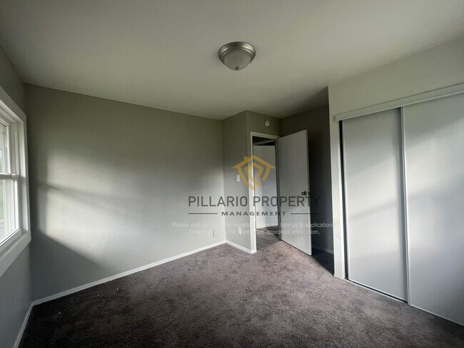 Building Photo - 407 Blackfoot Dr