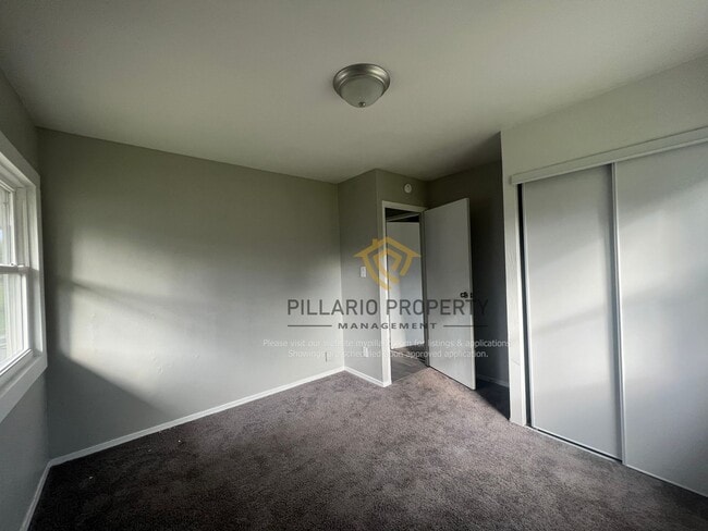 Building Photo - Updated Style Ranch House in Anderson with 3 Bedrooms and 1 Bathroom is Available NOW!