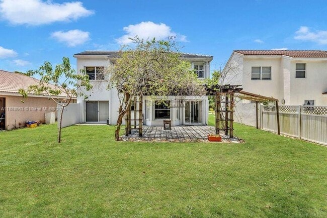 Building Photo - 10766 Crescendo Cir