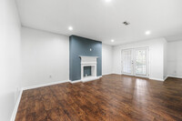 Building Photo - 3575 Oakvale Rd
