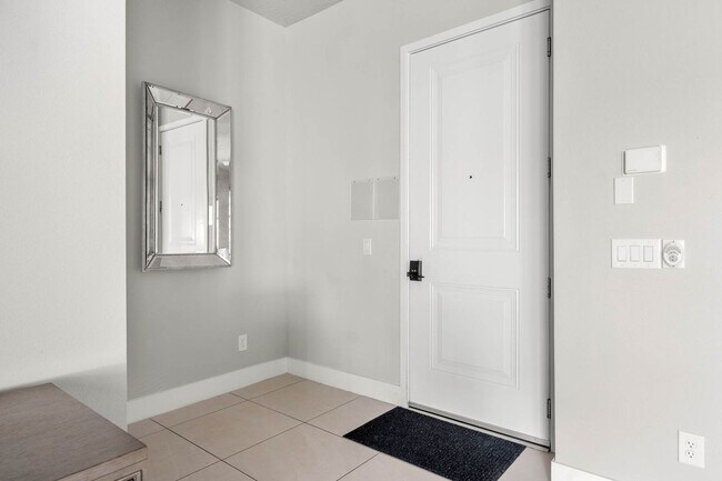 Building Photo - 7740 Sandy Ridge Dr