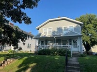 Building Photo - 945 Oxley Rd