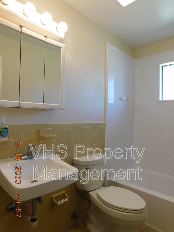 Building Photo - 8691 Old Dumfries Rd