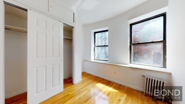 Building Photo - 104 Second Avenue