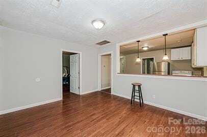 Building Photo - 3214 Kalynne St