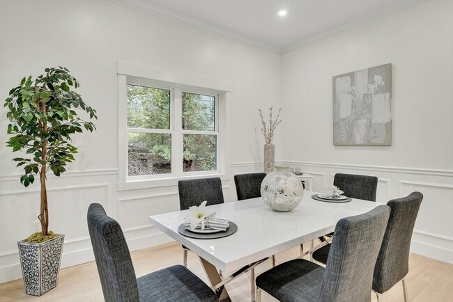 Building Photo - 22 Estabrook Rd