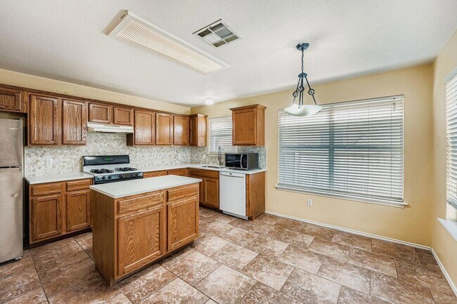 Building Photo - 3509 Texas Topaz Dr