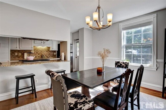 Building Photo - 235 McCauley St