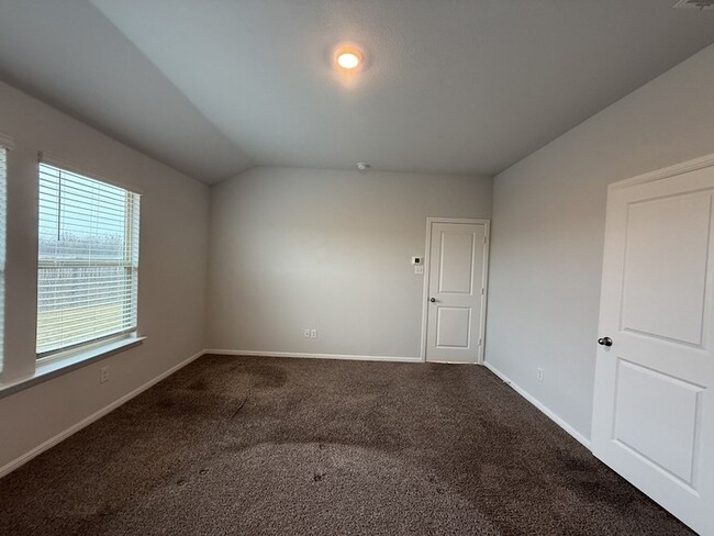 Building Photo - 10530 Ft Cibolo Trl