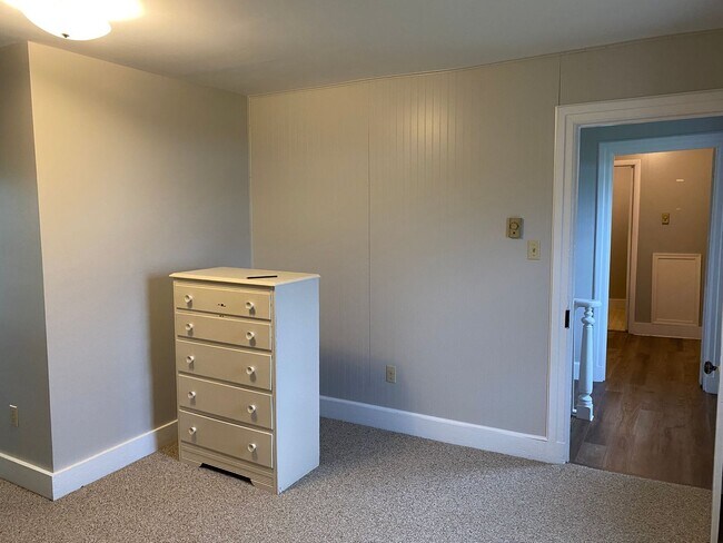 Building Photo - Coming soon! 4 Bedroom Farmhouse for Rent in Shippensburg