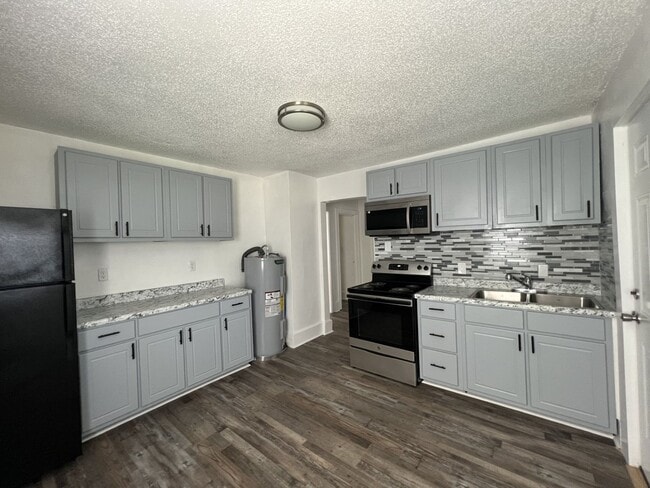 Building Photo - RENTAL HOME 2BD/1BTH