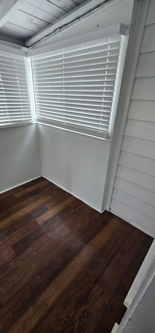 Building Photo - Half Acre Totally Remodeled House...