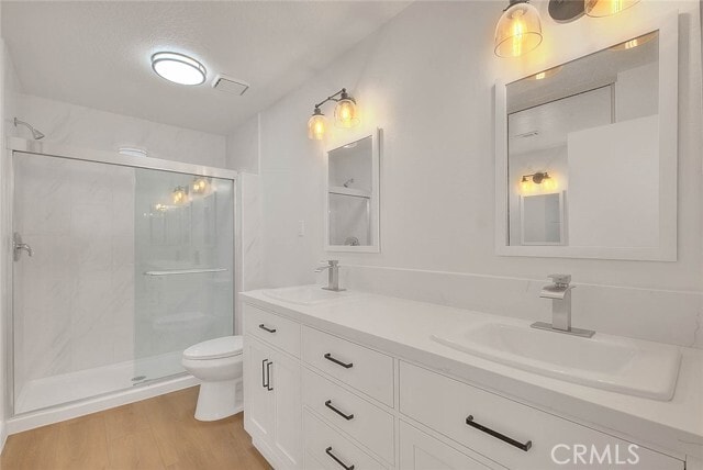 Building Photo - 25205 Chestnutwood