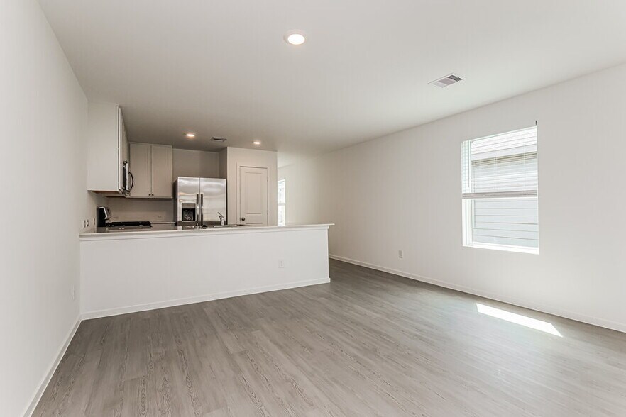 Building Photo - 1717 Lofty Cedar Ct