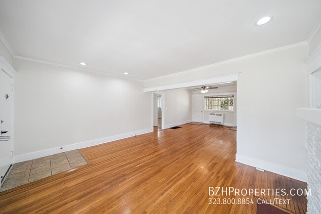 Building Photo - 503 Burchett St