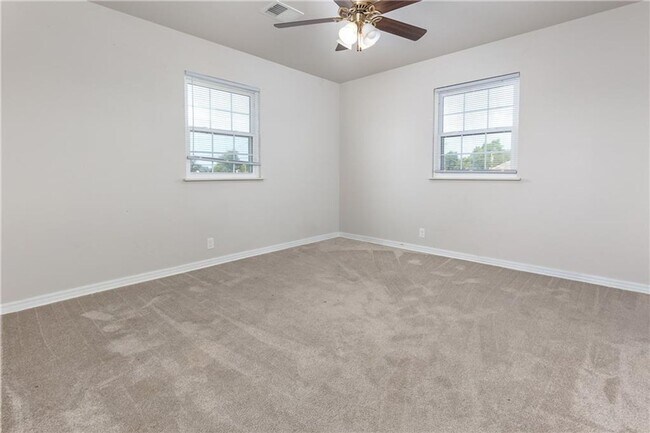 Building Photo - Brand new remodel in North OKC + 4 bedrooms