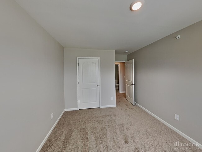 Building Photo - 9216 War Eagles Way