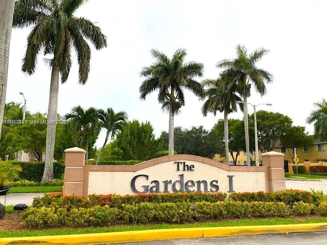 Building Photo - 2621 SE 12th Rd