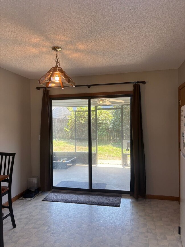 Building Photo - Charming 2 Bedroom in Niceville!