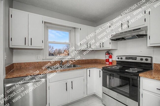 Building Photo - 1411 Georgia Ave