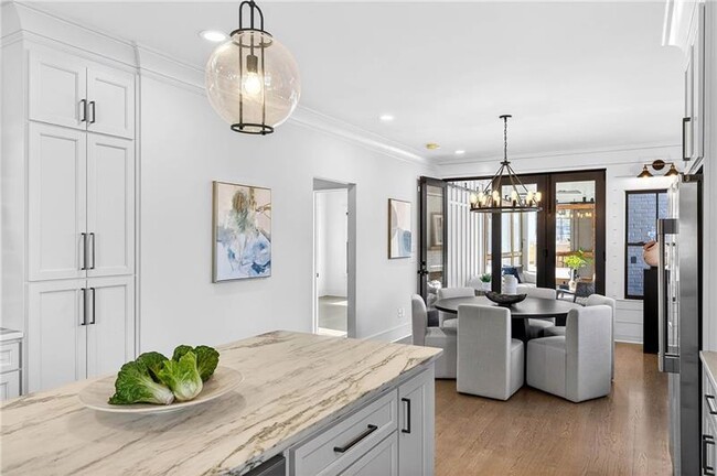 Building Photo - 636 Kennesaw Ave NE