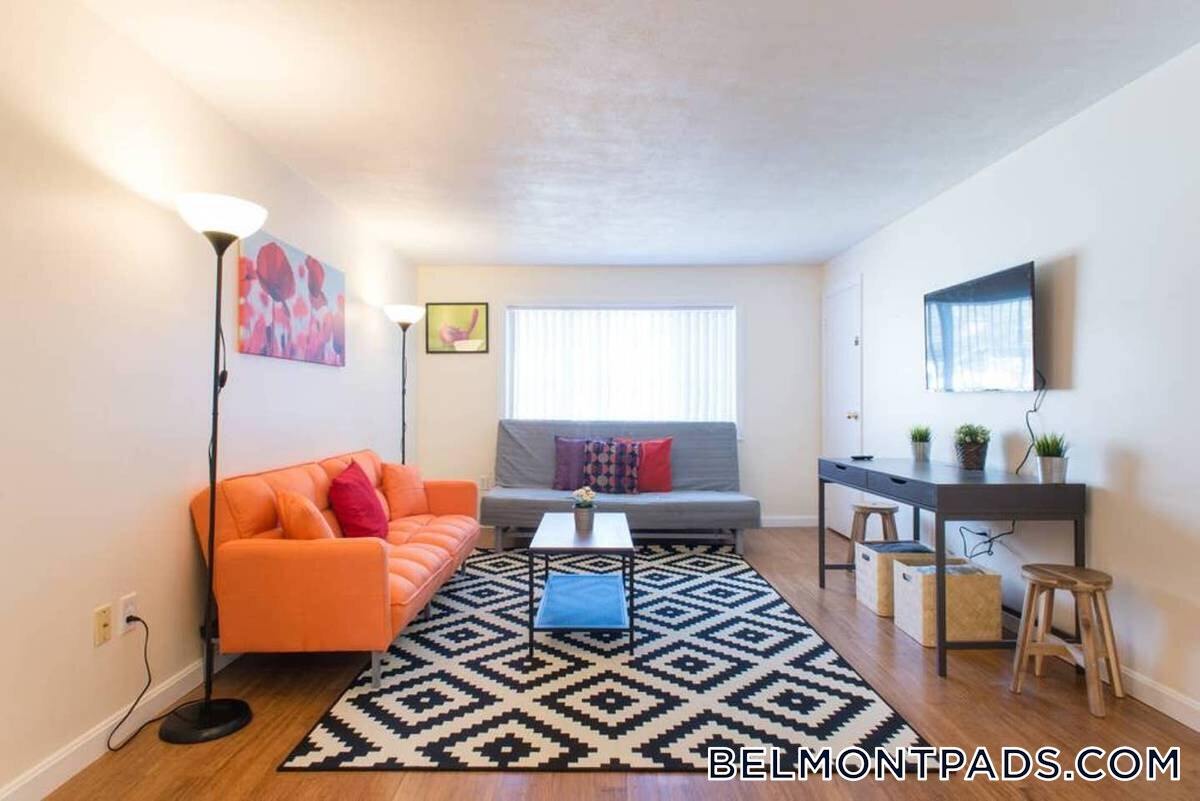 Building Photo - 37 Oxford Cir