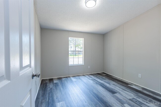 Building Photo - 5816 Congress Ct