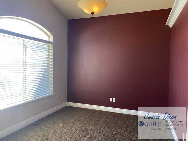 Building Photo - 2747 S 1475 W