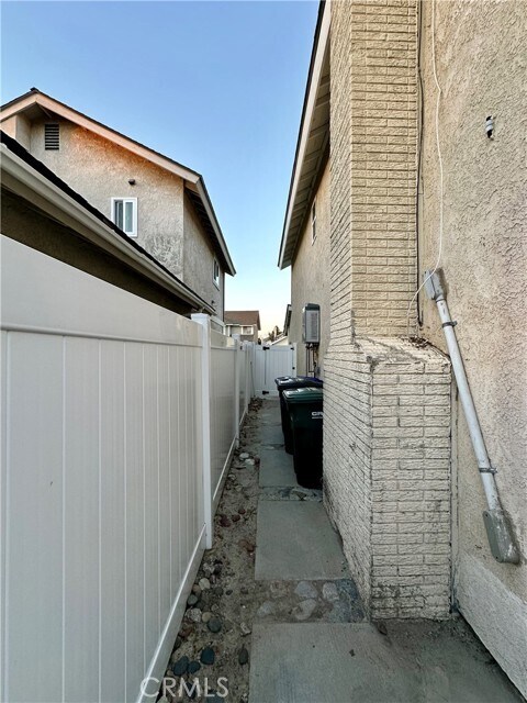 Building Photo - 26182 Vintage Woods Rd