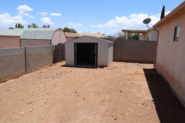 Building Photo - Hear The Songbirds Sing!