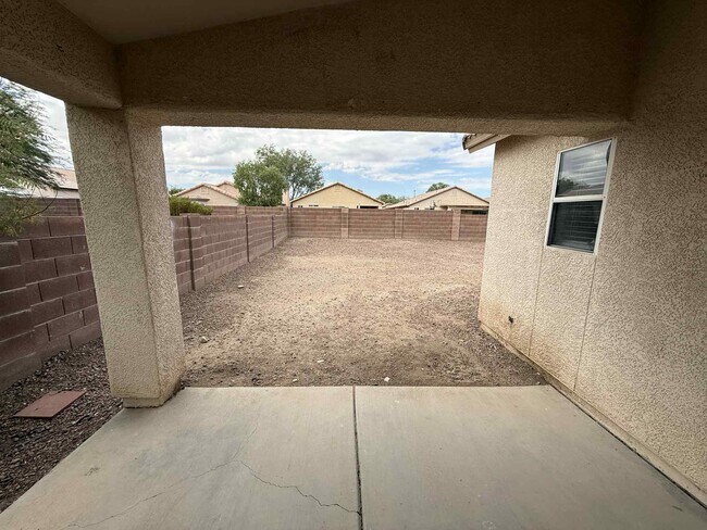 Building Photo - 2945 Bronze Creek Way