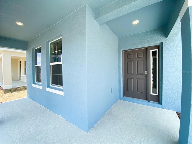 Building Photo - 495 Lily Ln