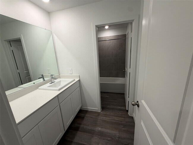 Building Photo - 27615 Hudson Sands Ln