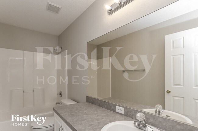 Building Photo - 10332 Frog Pond Dr