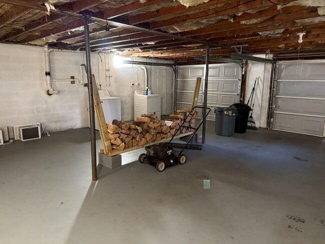 Building Photo - 67 Powers Rockwell Ln