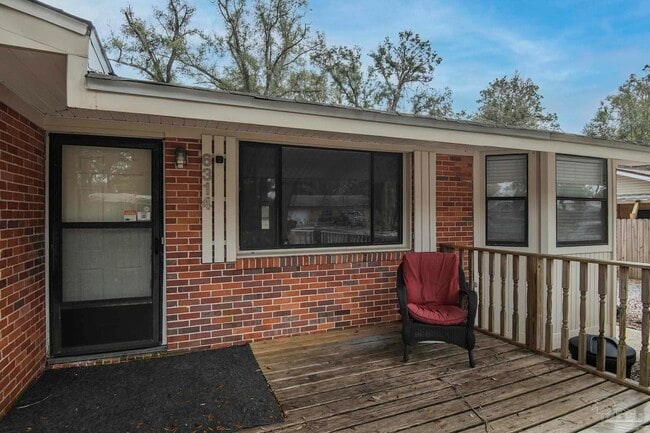 Building Photo - 6314 White Oak Dr