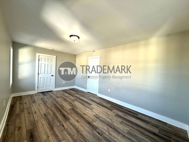 Building Photo - 42 N State St