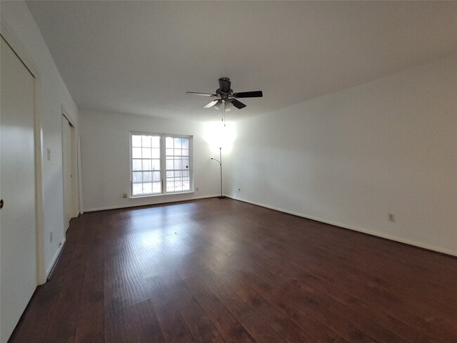 Building Photo - 2700 Bellefontaine St