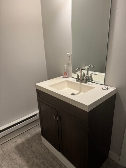 Building Photo - 343 S Shelby St