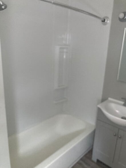 Building Photo - 2039 Nashville Ct