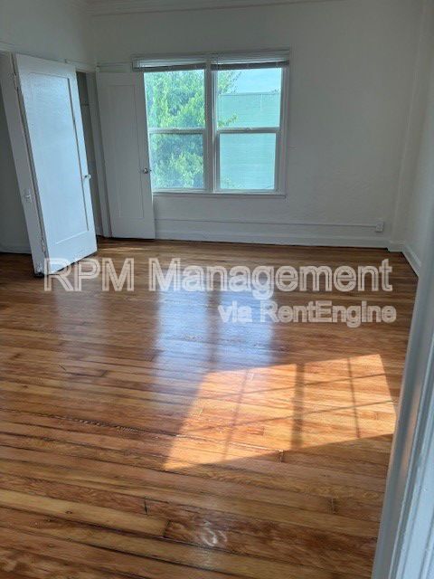 Building Photo - 1523 N McCadden Pl