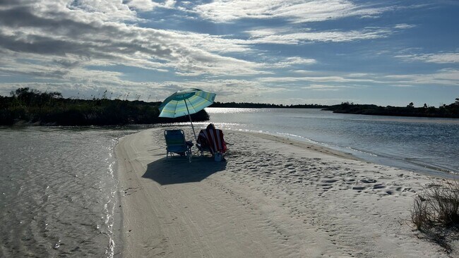 Building Photo - 209 Miracle Strip Pkwy